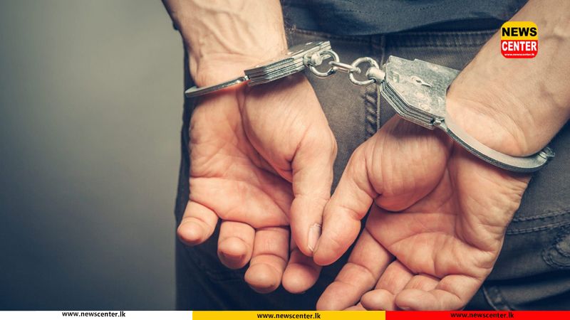 හොරණ රාජ්‍ය බැංකුවේ මුදල් කොල්ලකෑම සම්බන්ධයෙන් එම බැංකුවේ සහකාර කළමනාකරුවෙකු සහ ආරක්ෂක නිලධාරියකු අත්අඩංගුවට