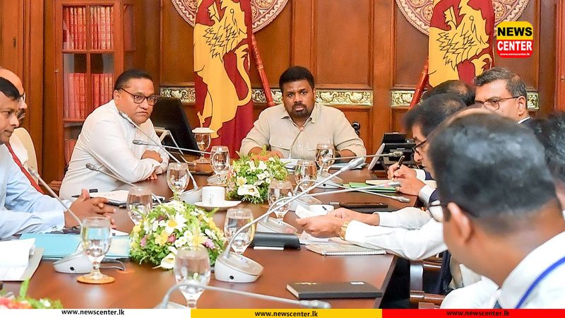ඉන්ධන මිල කළමනාකරණය සඳහා ගත හැකි පියවර පිළිබඳ සාකච්ඡාවක් ජනපති ප්‍රධානත්වයෙන්