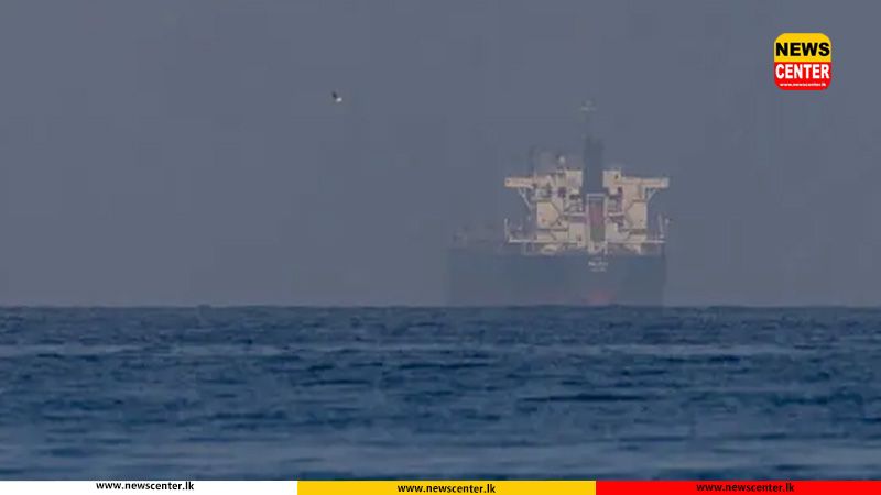 හෝමූස් තරණය කිරීමට උත්සාහ කළ නෞකා දෙකකට ප්‍රහාර