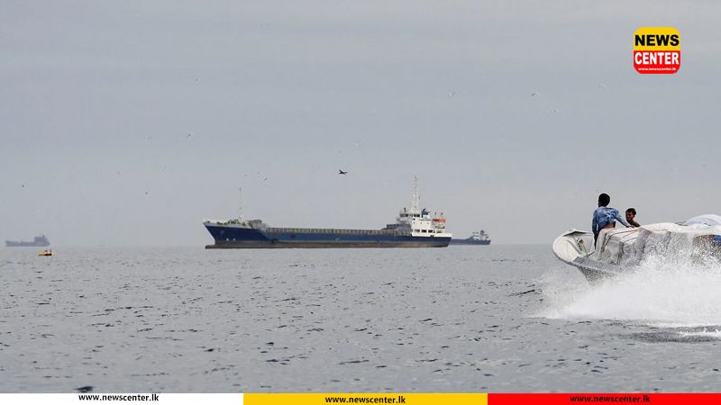 ඉරාන ධජය සහිත නෞකාවකට හෝමුස් තරණයට අමෙරිකාවෙන් බාධා