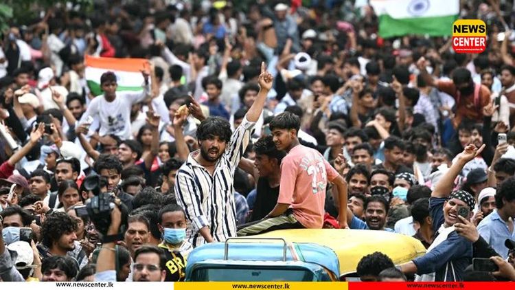 India youth protesters agree to end protests after talks with government