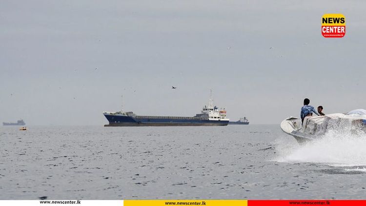 ඉරාන ධජය සහිත නෞකාවකට හෝමුස් තරණයට අමෙරිකාවෙන් බාධා