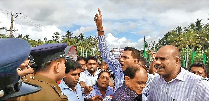 Two NPP members of Weligama Pradeshiya Sabha abducted: Party says